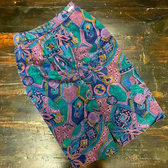Vintage Patterned Skirt & Vest Set - Picture 10 of 14